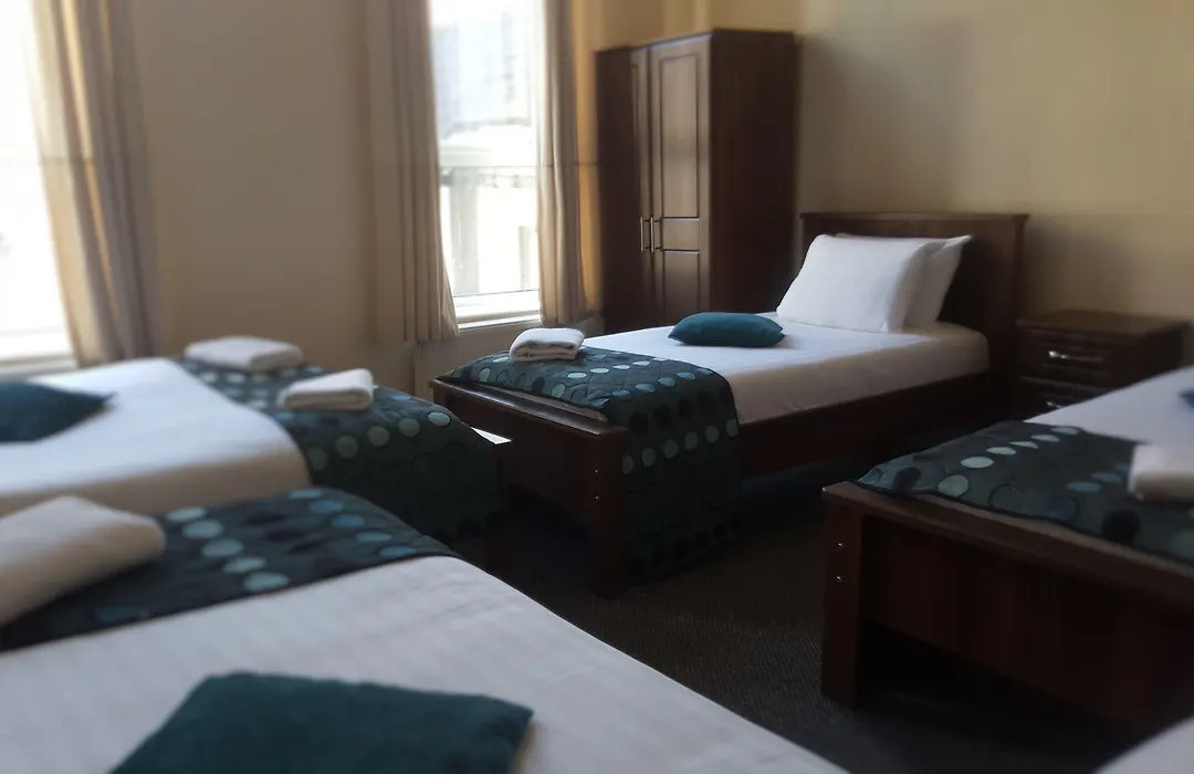 Hazelbrook House B&B-1